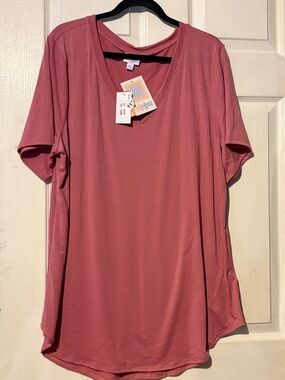 LuLaRoe Women’s V-Neck Short Sleeve Iris Top in Dusty Rose/Pink